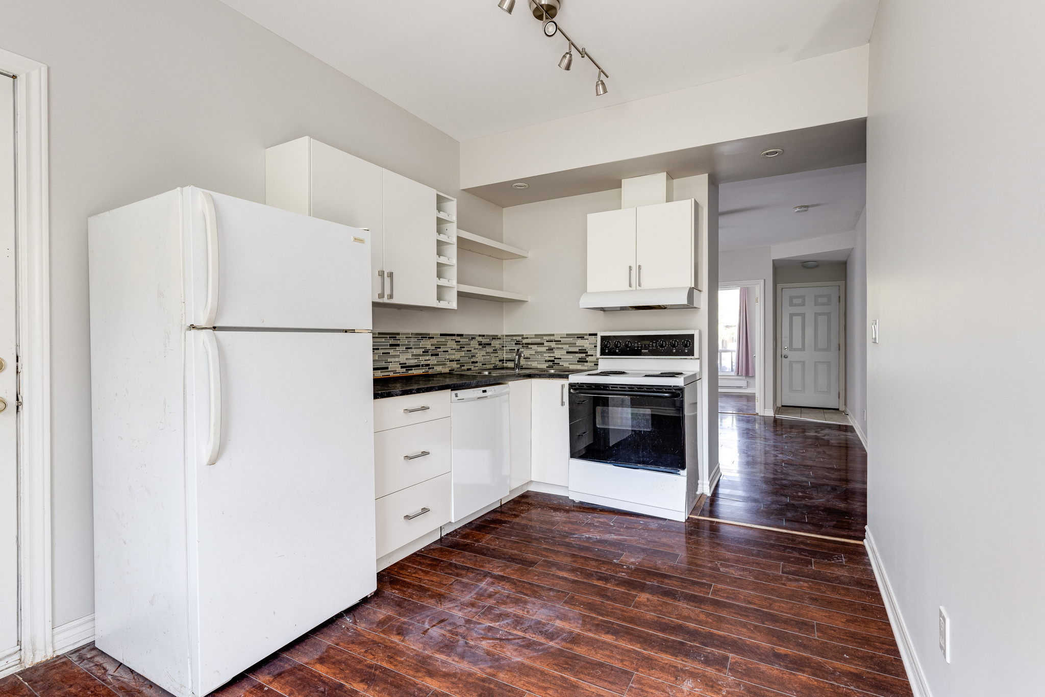Toronto property showcase — delivered property photograph 10