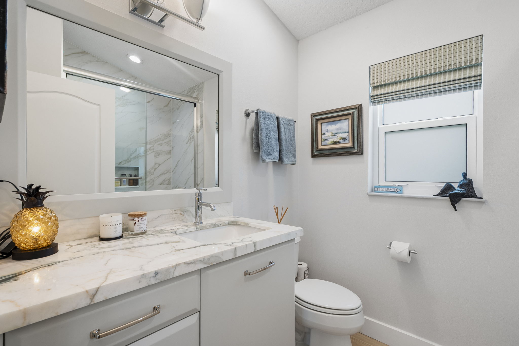 Bathroom 2 of 2