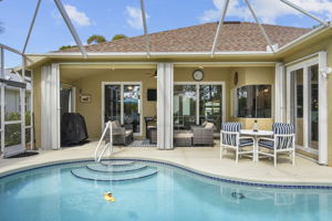 Screened-in Pool Patio