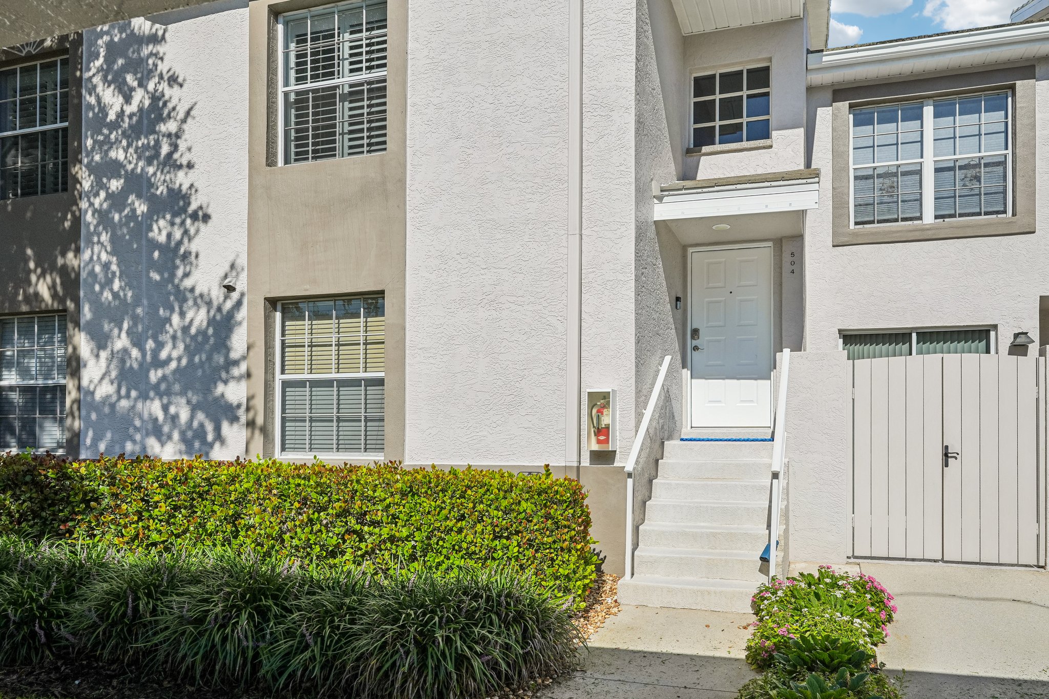 Fieldstone Blvd 504-S0707-003.jpg