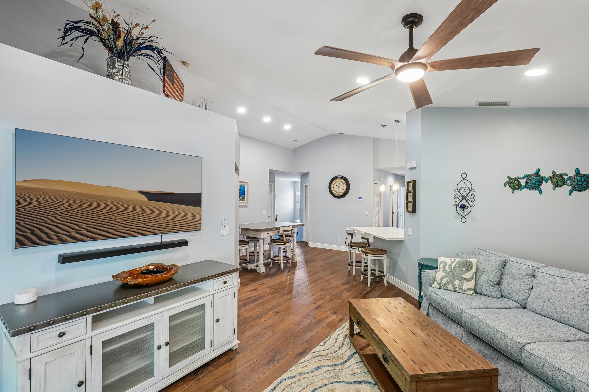 Fieldstone Blvd 504-S0707-005.jpg