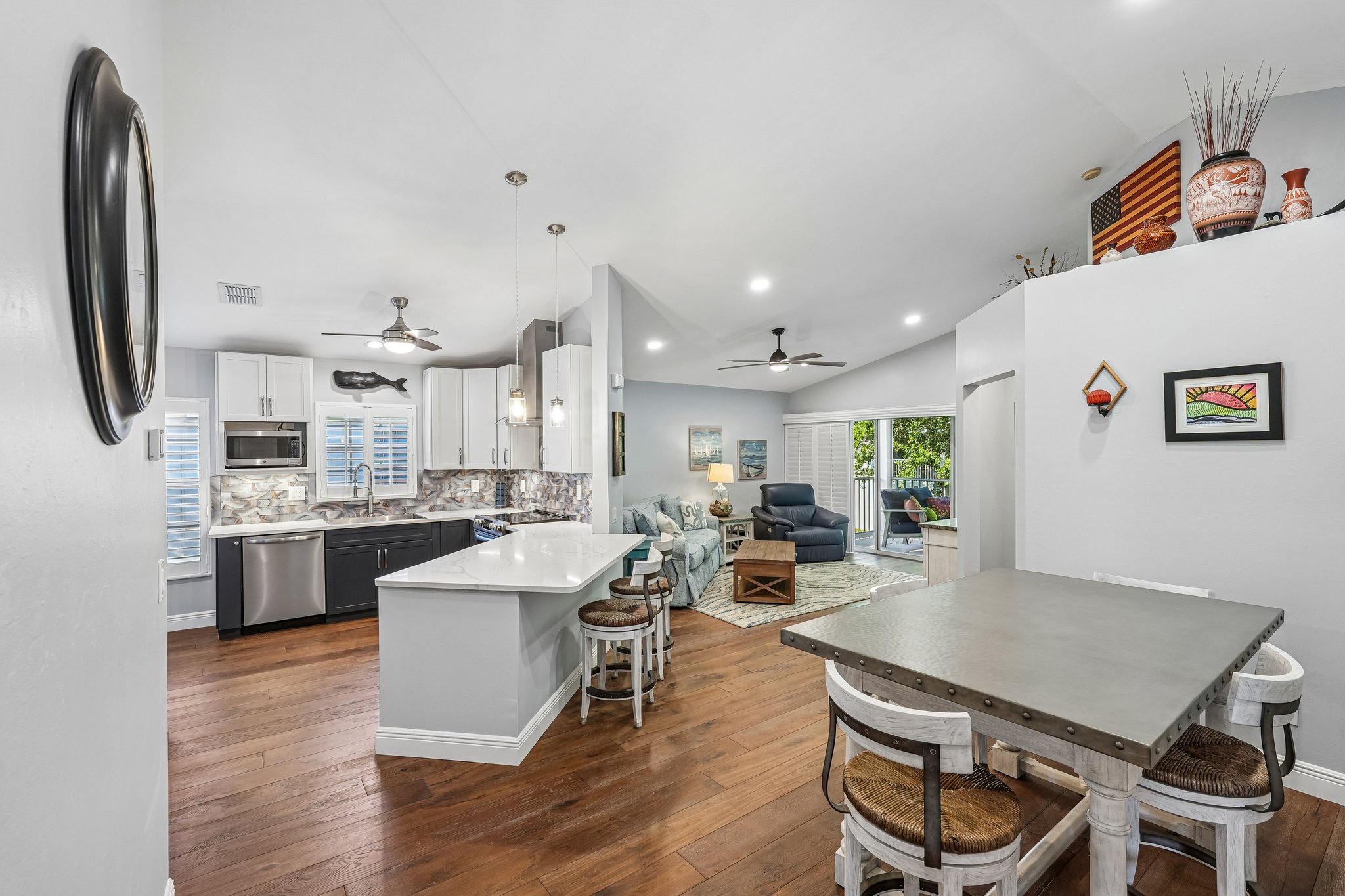 Fieldstone Blvd 504-S0707-009.jpg
