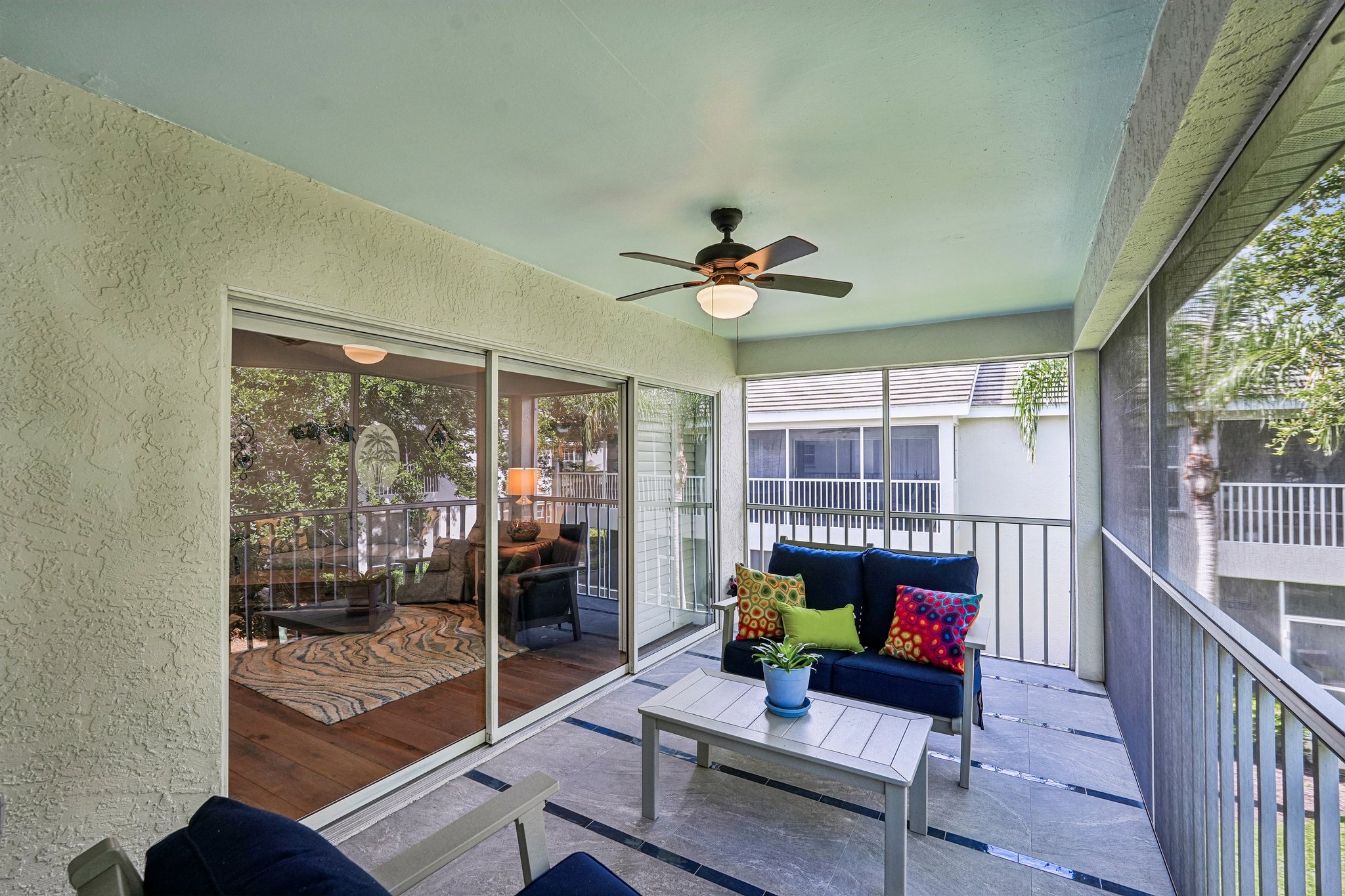 Fieldstone Blvd 504-S0707-029.jpg