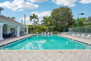 Fieldstone Blvd 504-0707-914.jpg