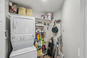 Fieldstone Blvd 504-S0707-016.jpg