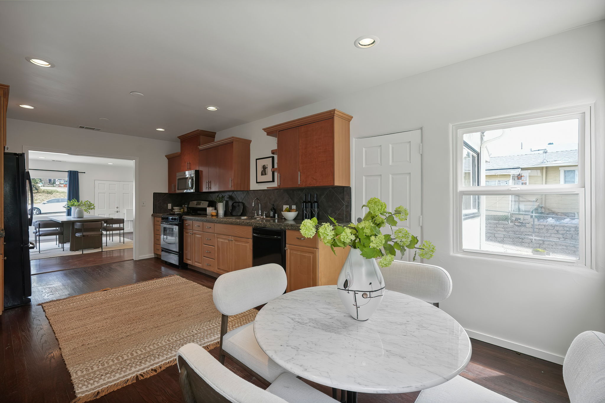 3710 Fletcher Drive-19