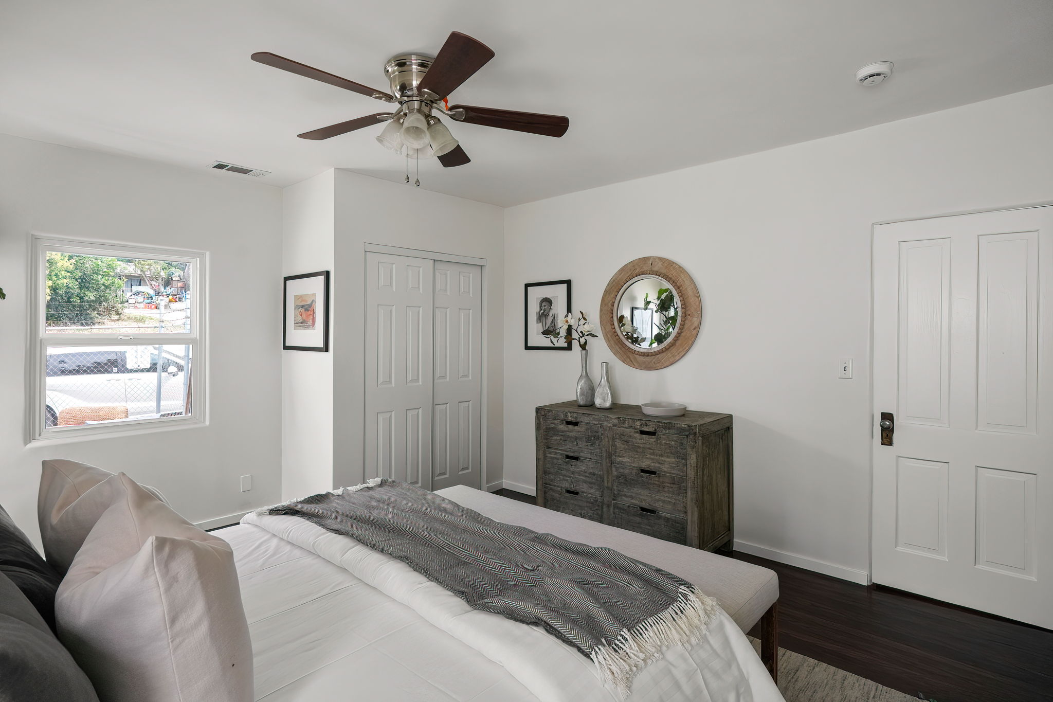 3710 Fletcher Drive-25