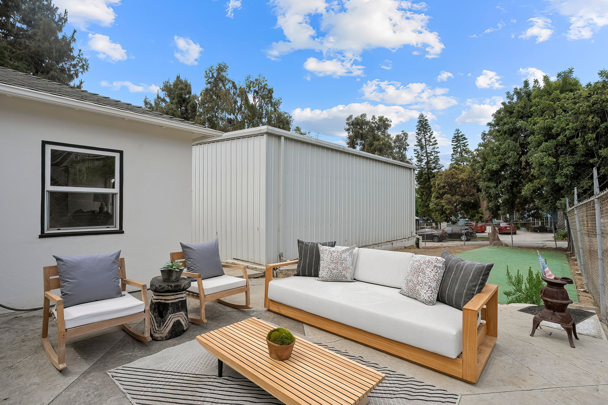 3710 Fletcher Drive-40
