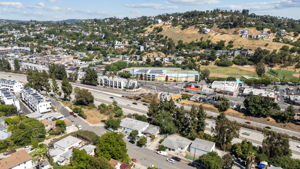 3710 Fletcher Drive-62