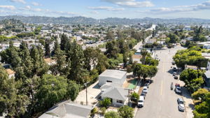 3710 Fletcher Drive-67