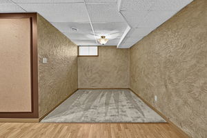  Photo 44