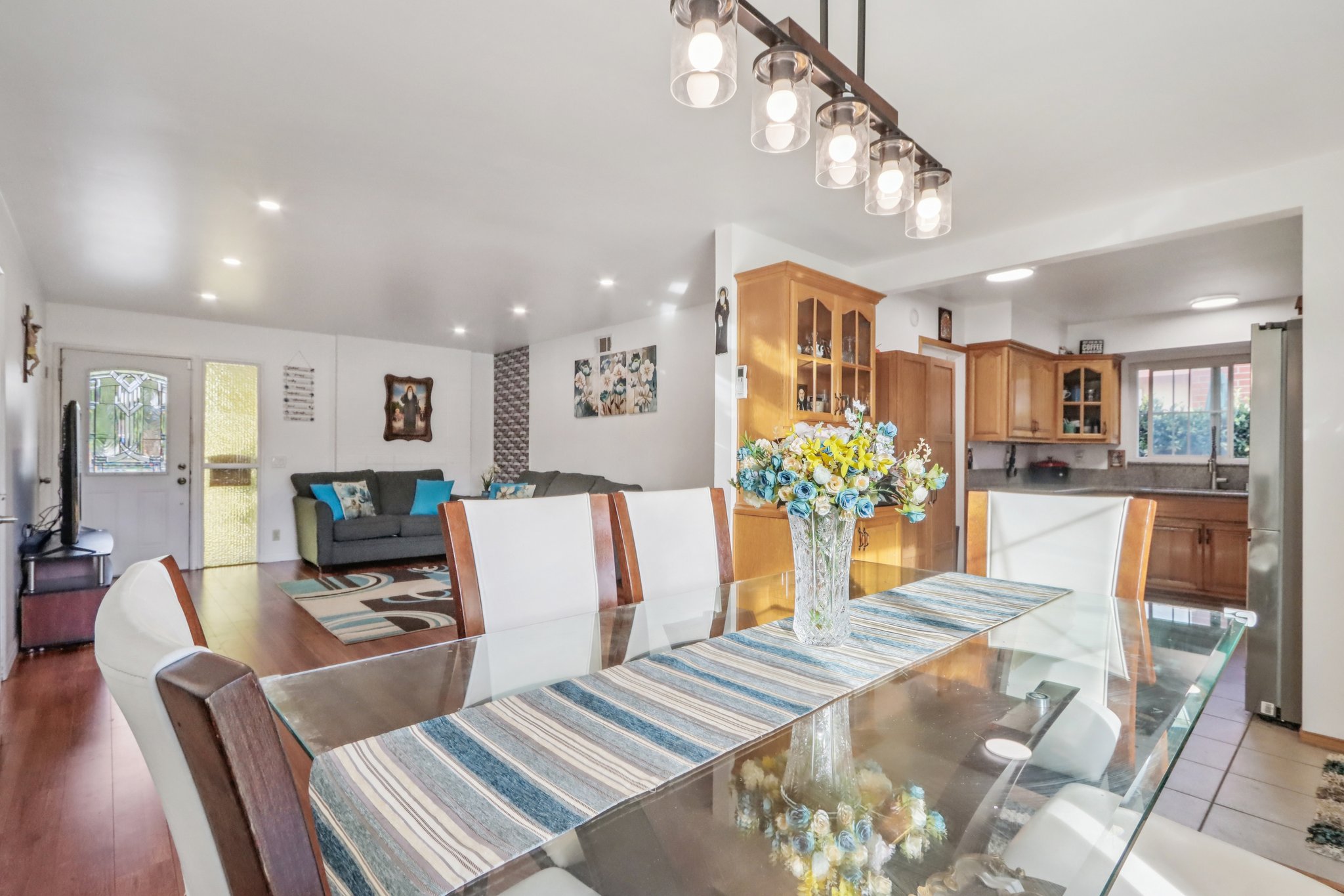 W 224th St-S2211-013.jpg