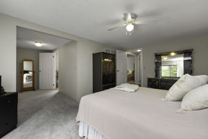  Photo 36