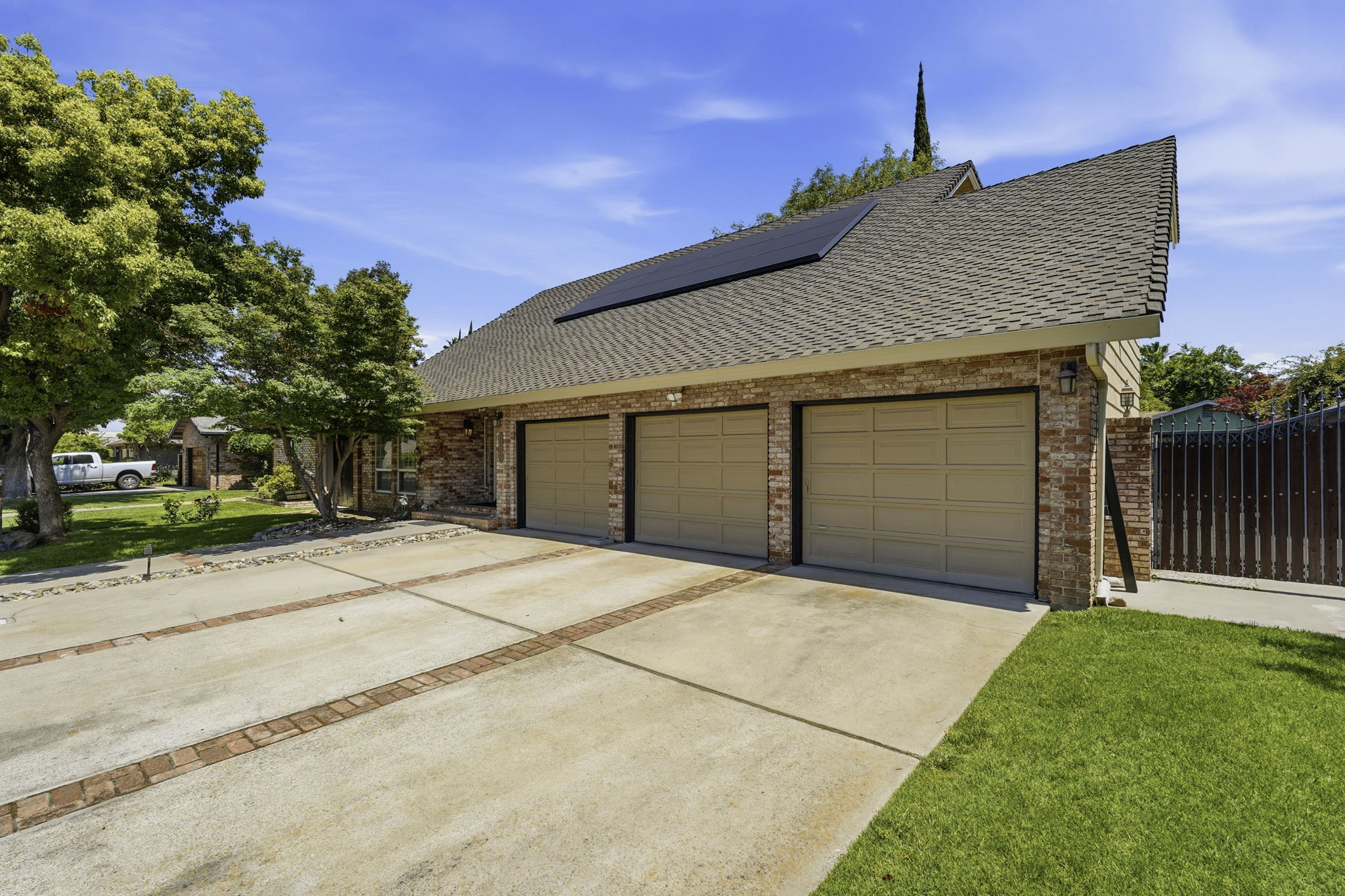 004_f8_3712 Drakeshire Dr