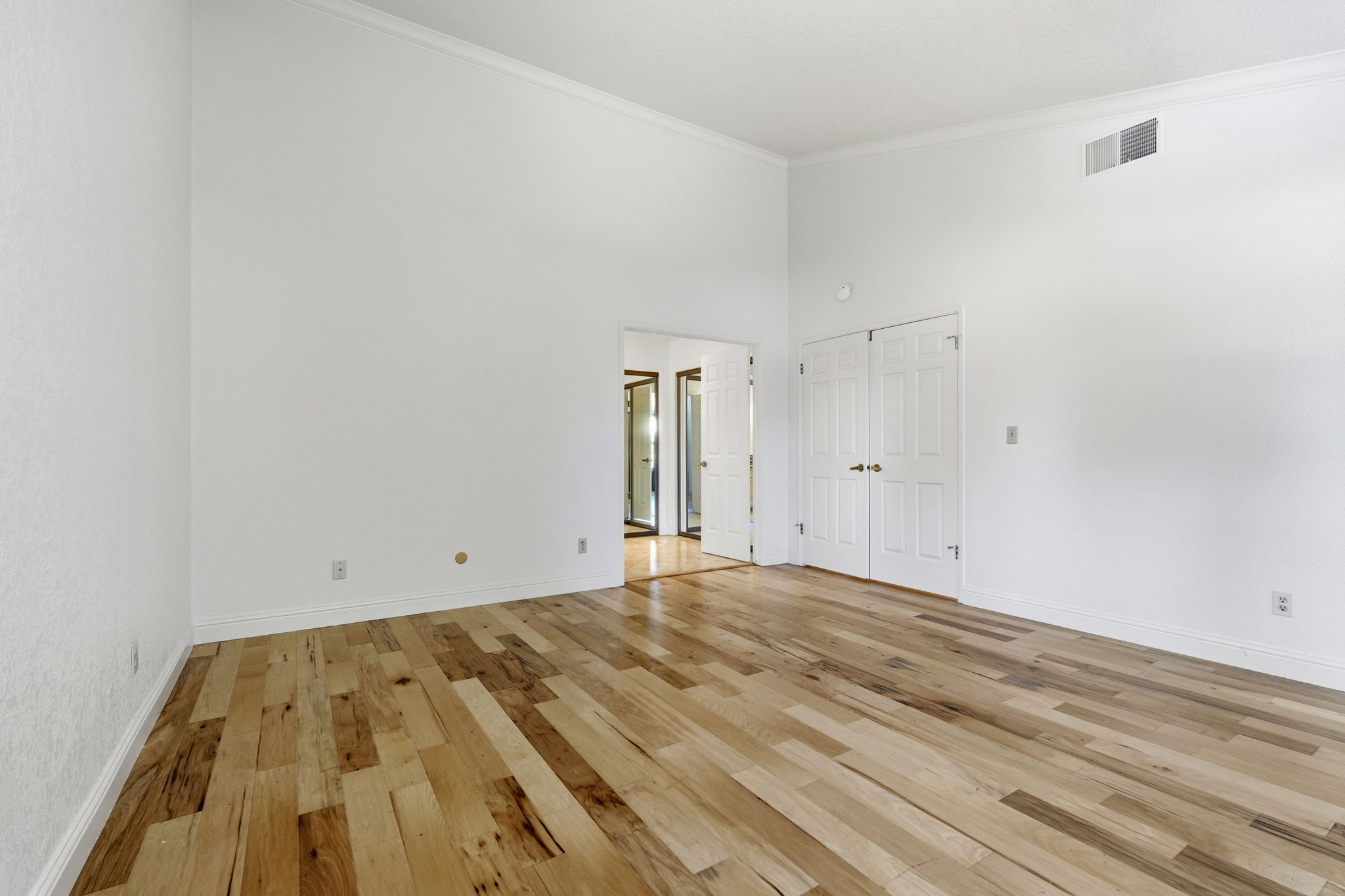 030_f8_3712 Drakeshire Dr