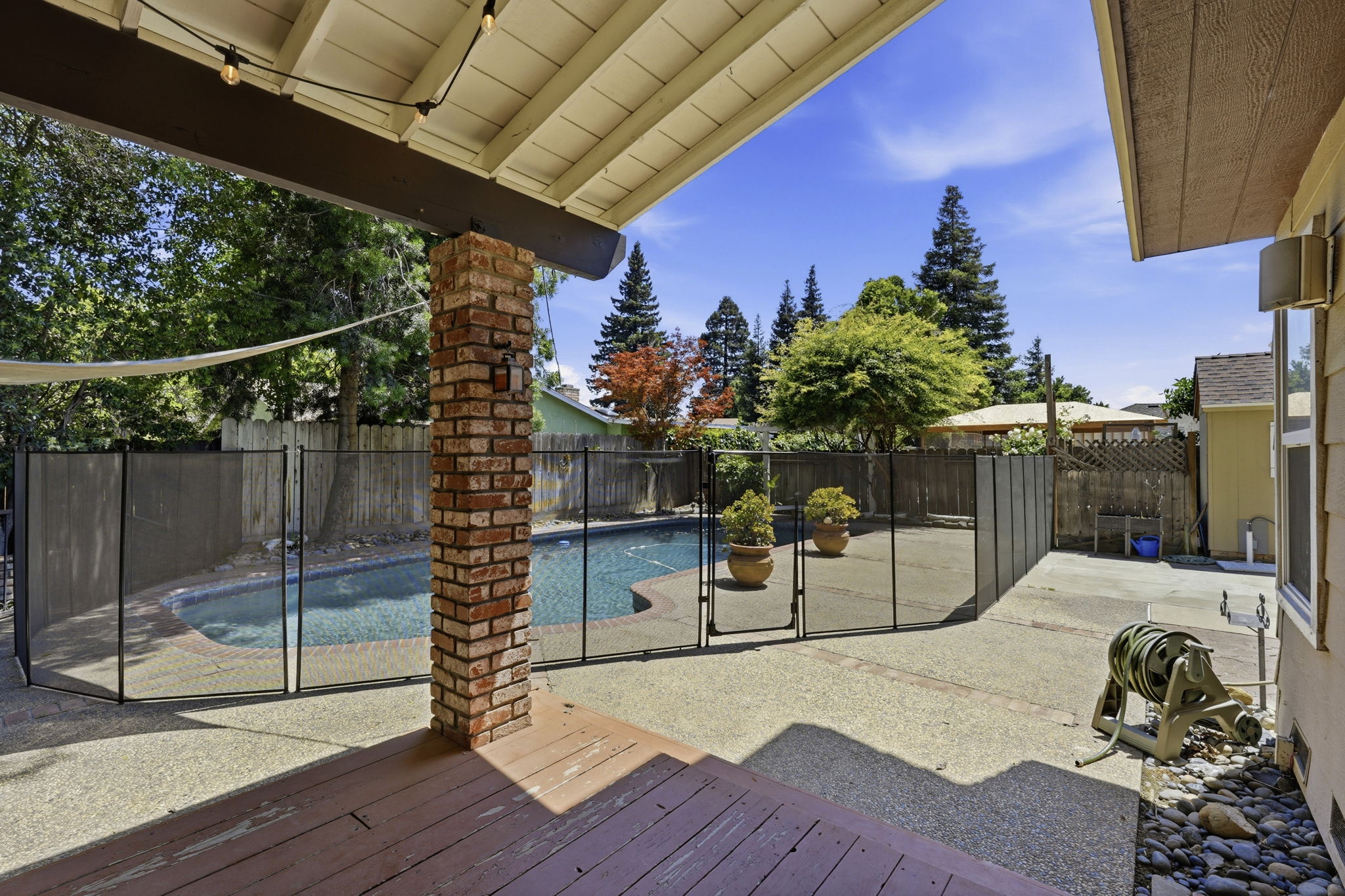 046_f8_3712 Drakeshire Dr