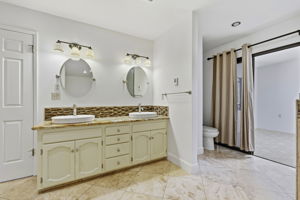 036_f8_3712 Drakeshire Dr