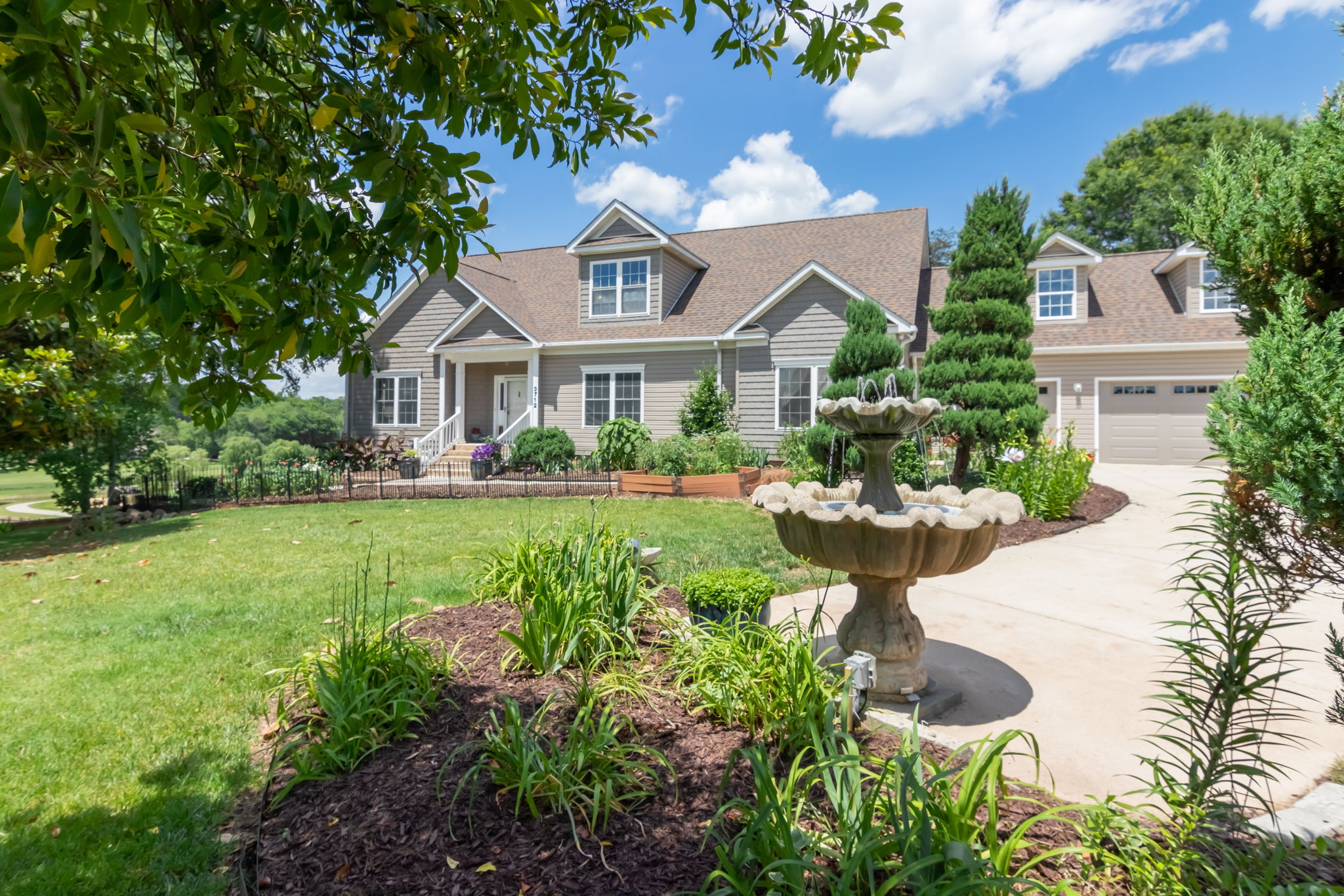 3712 Winged Foot Dr, Greensboro, NC 27410 MM Triad Photography