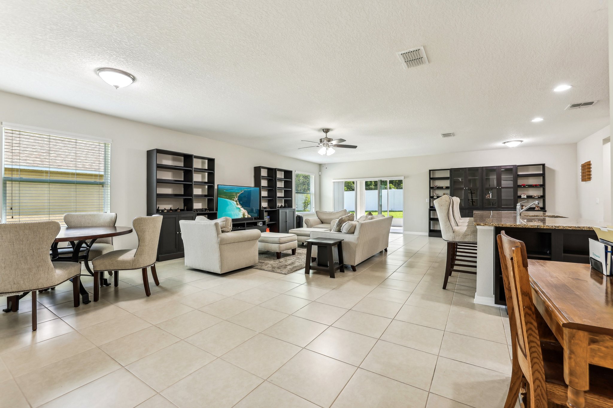 Apopka Ridge Cir-008.jpg