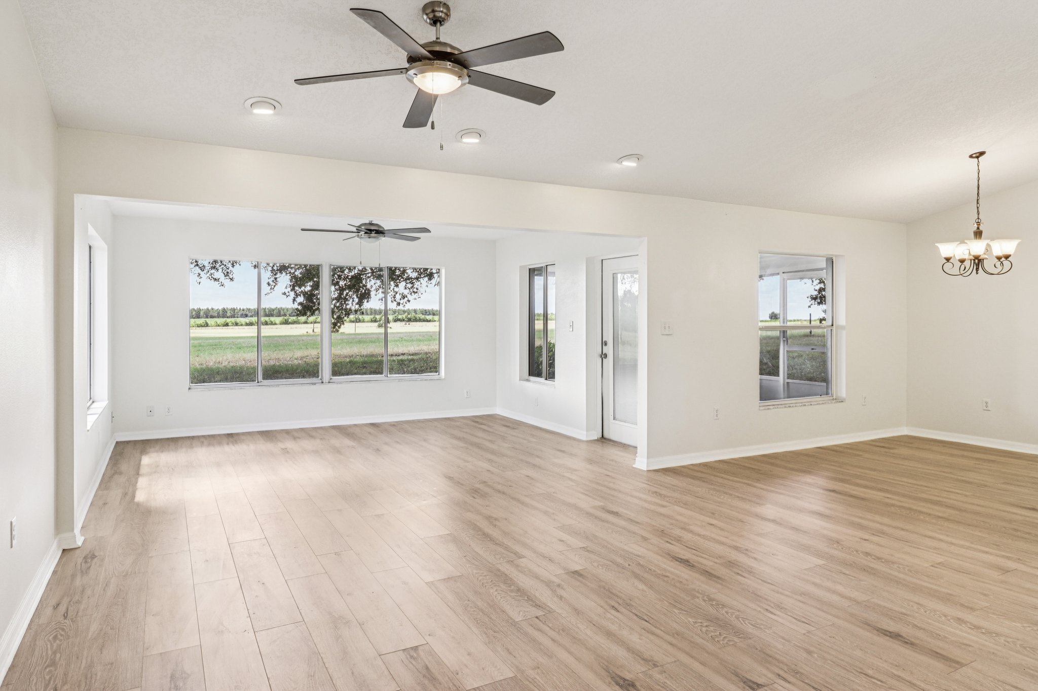 Sandy Ln-S2709-005.jpg