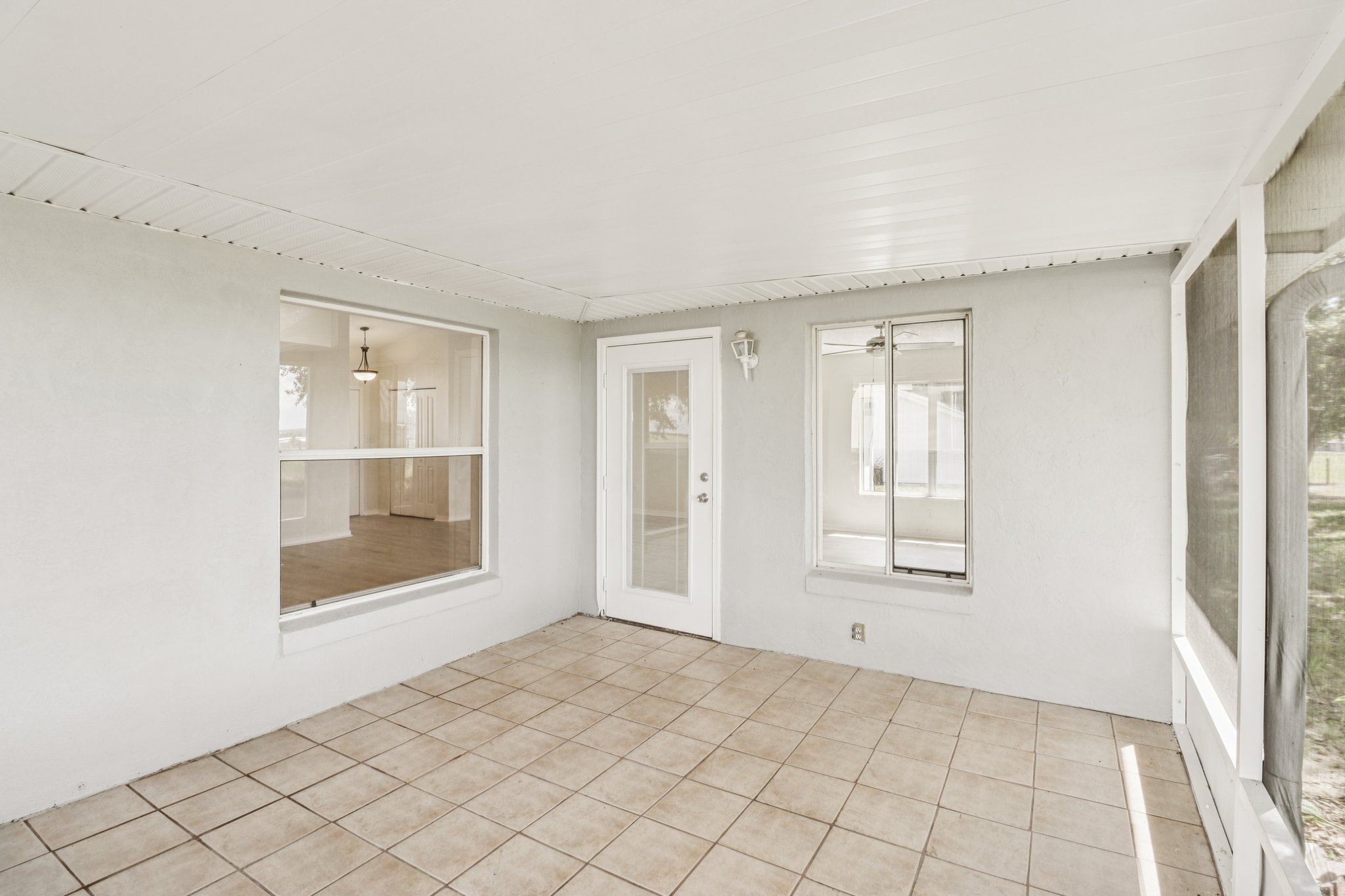 Sandy Ln-S2709-030.jpg