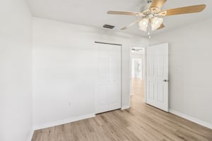 Sandy Ln-S2709-028.jpg