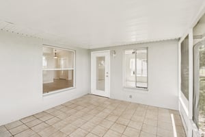 Sandy Ln-S2709-030.jpg