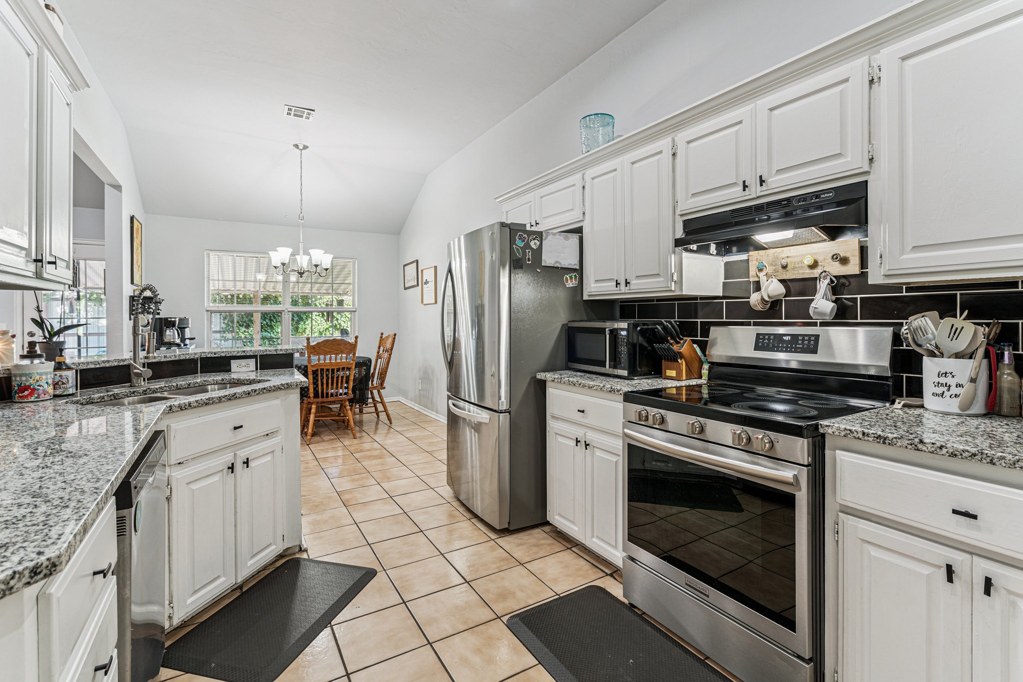 3716 Windrun Pl_017.jpg