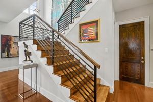 Grand Staircase/Foyer