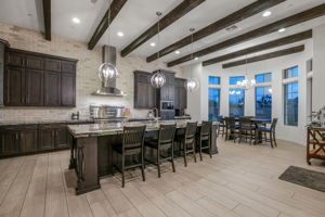  Photo 99