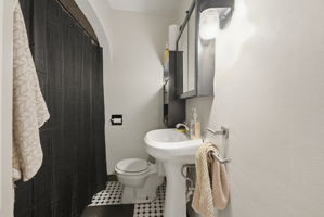  Photo 30