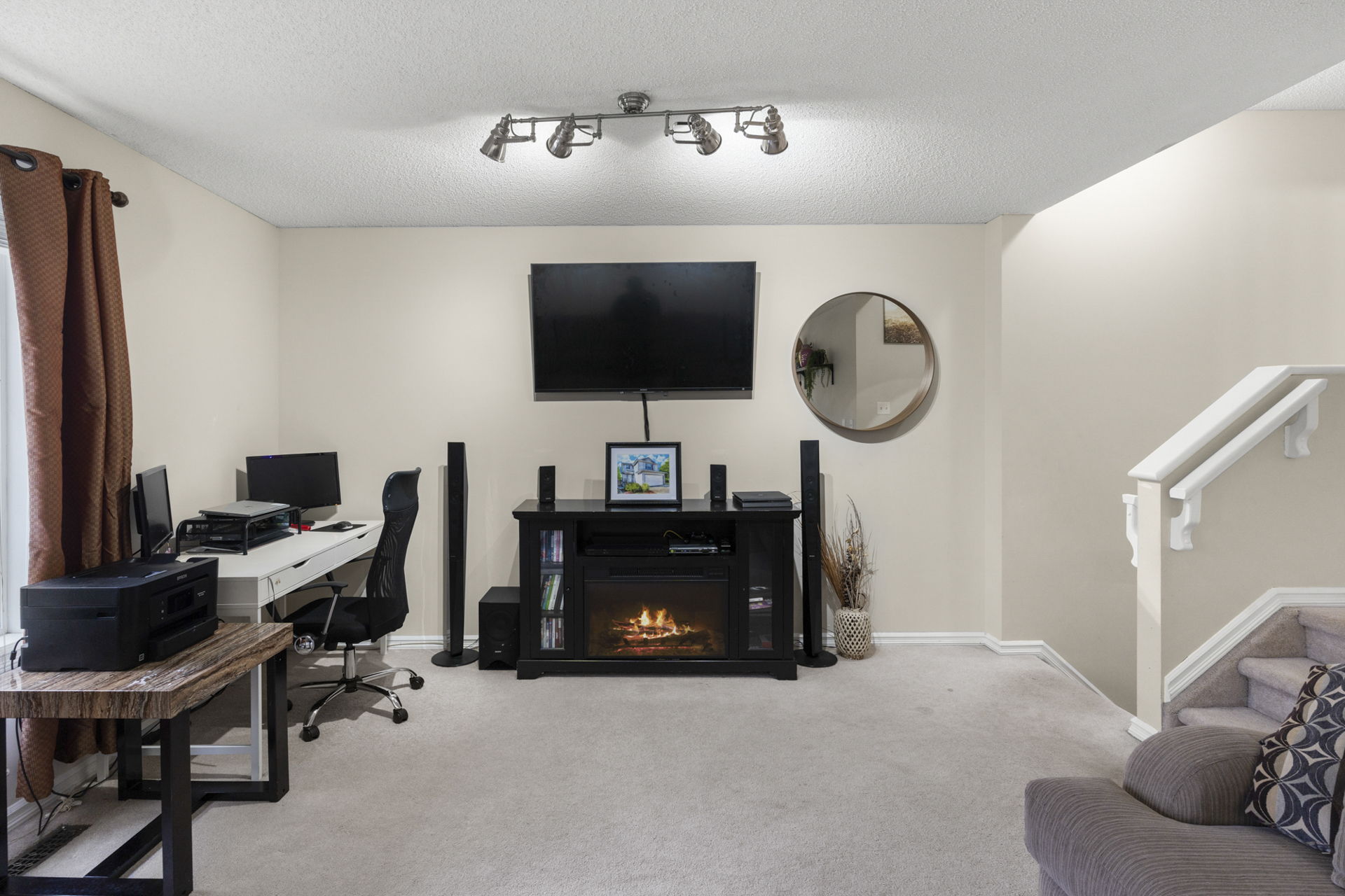 3719 162ave-QuikSell-17