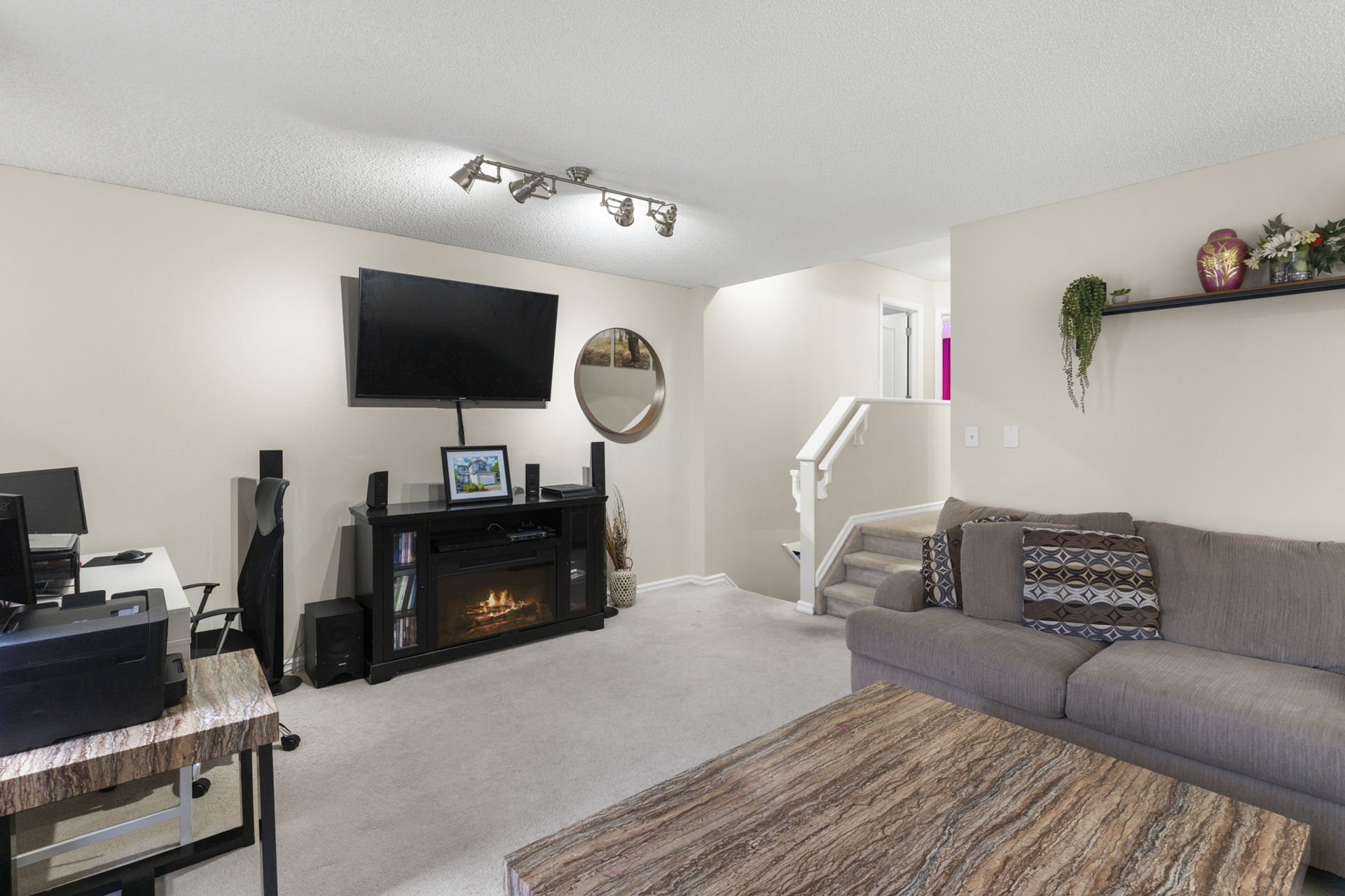 3719 162ave-QuikSell-21