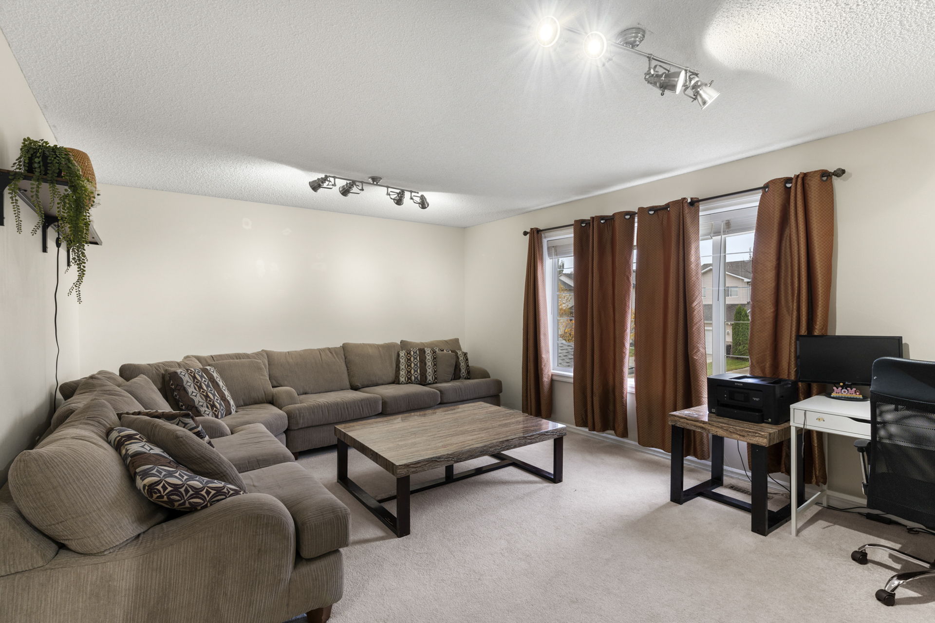 3719 162ave-QuikSell-19
