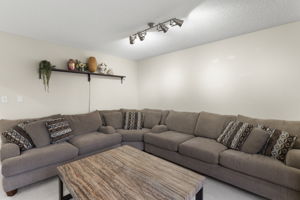 3719 162ave-QuikSell-20