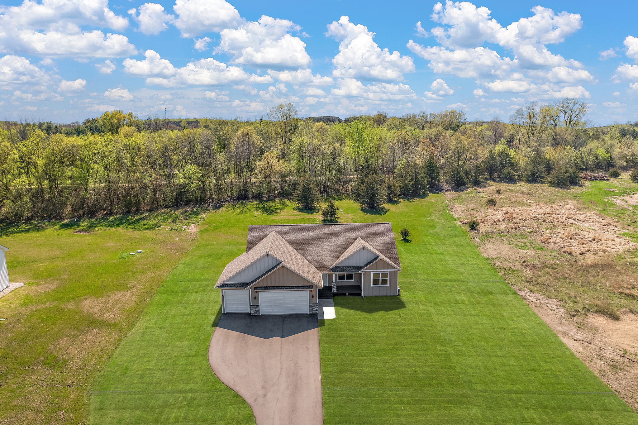 10-web-or-mls-UAV Vision Media (36)