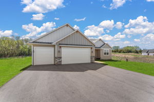 1-web-or-mls-UAV Vision Media (32)