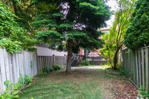  Photo 37