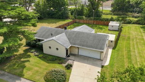  Photo 41