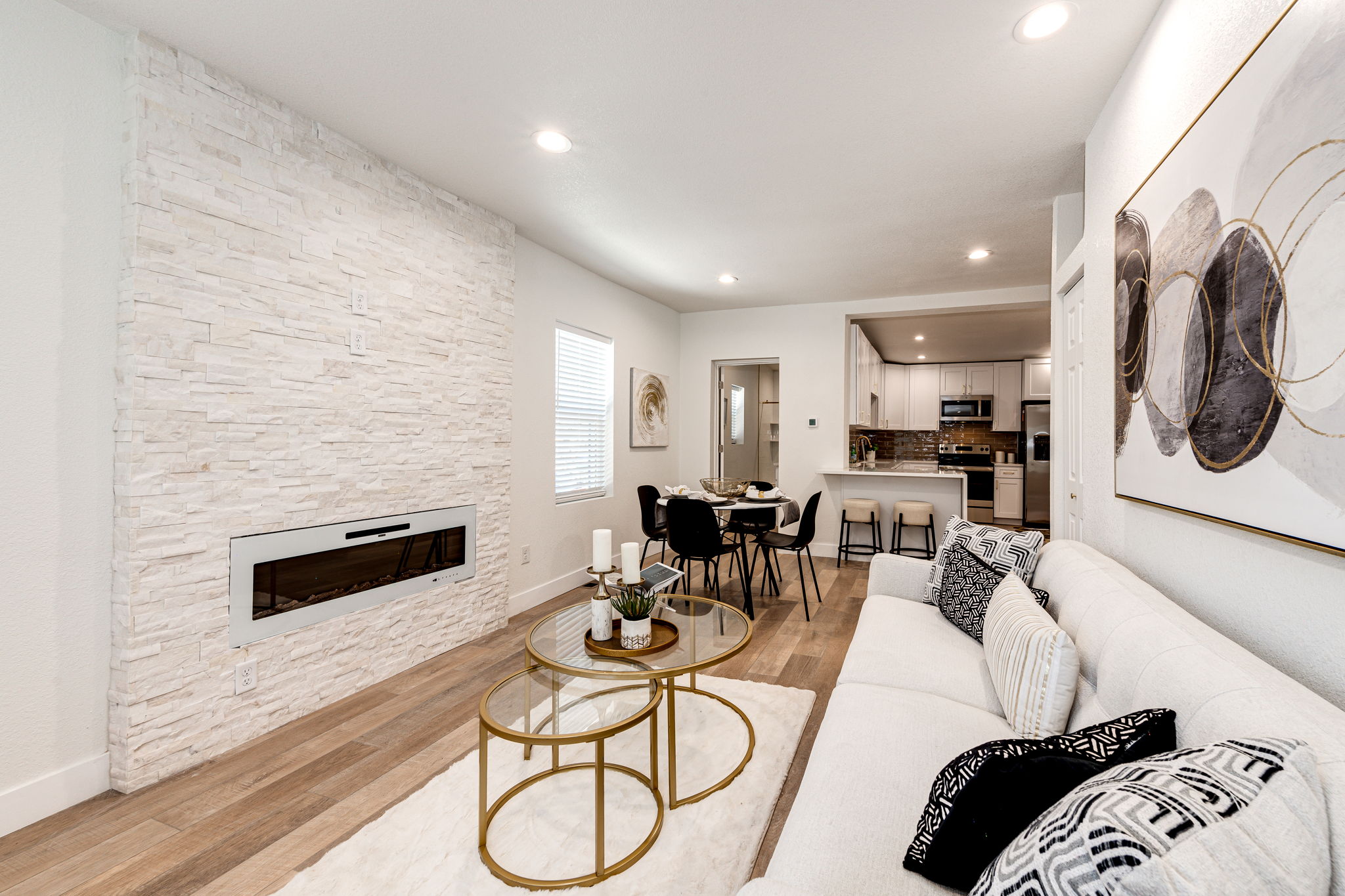 Living Room w Quartz Fireplace Surround