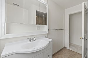 3rd Floor Bath