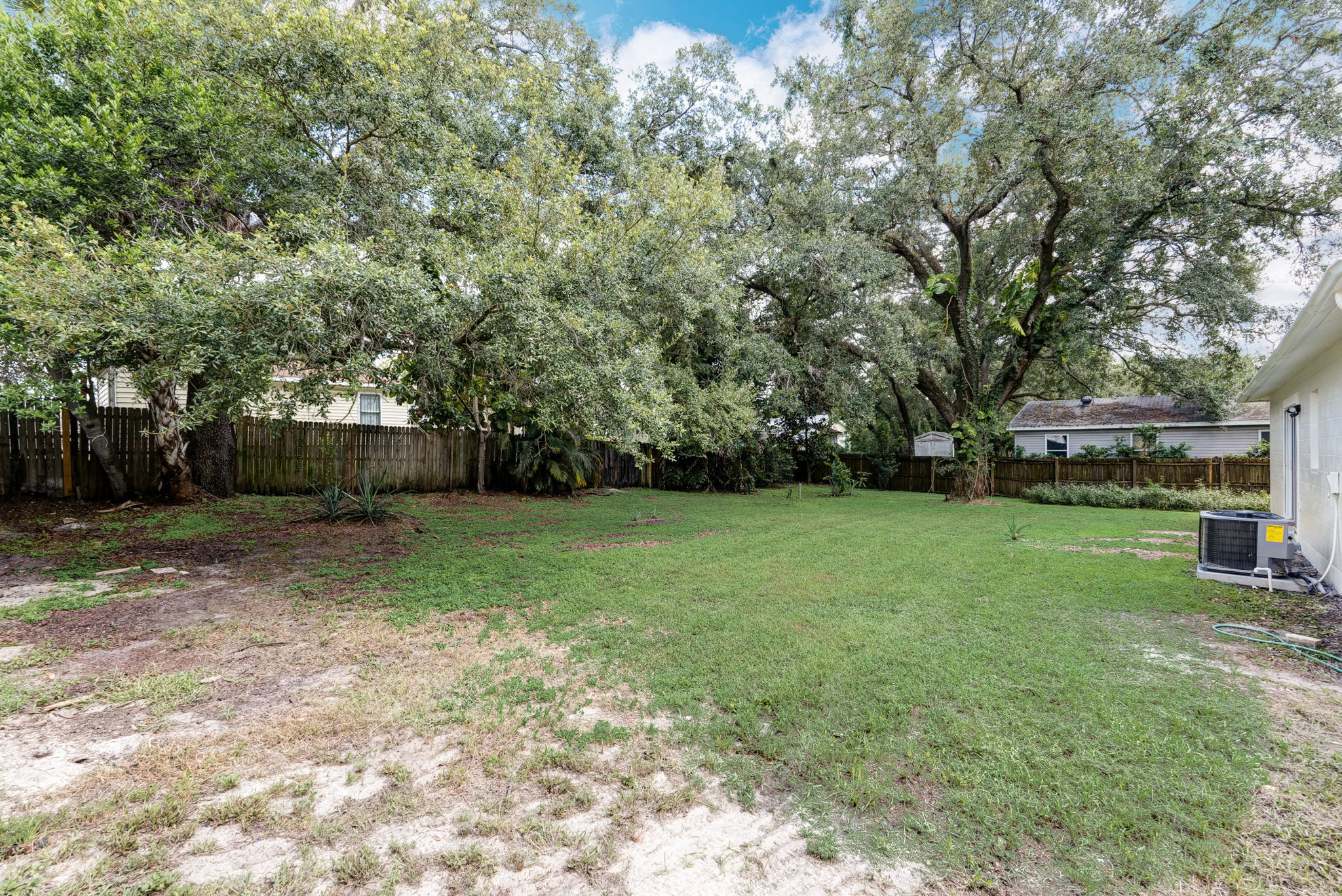 Carroway St-039