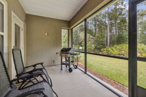 Screened-in Porch