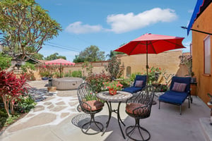 Falcon Ave-S2007-036.jpg