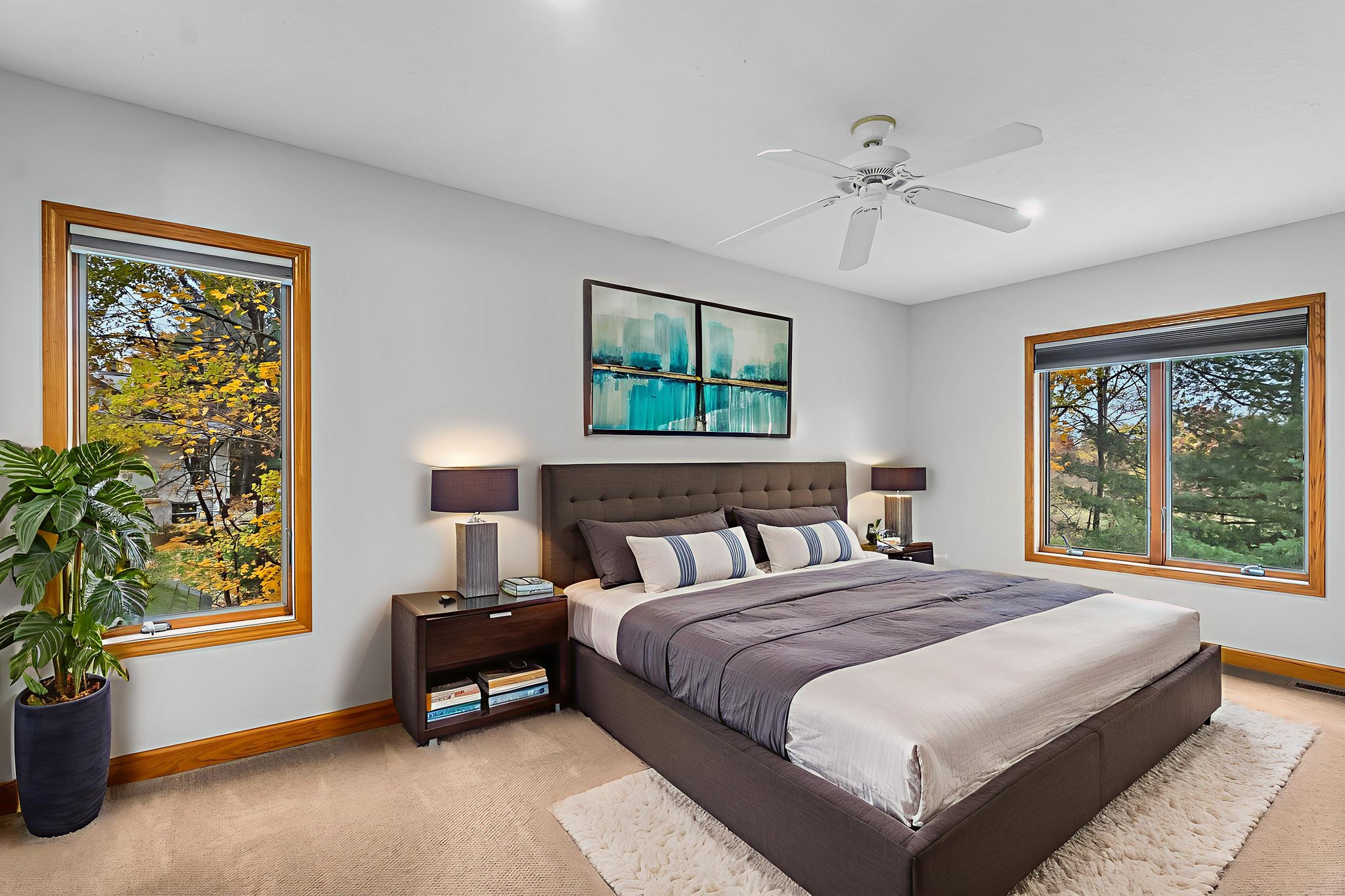 DSC09664 virtually staged.jpeg