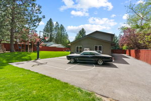 Photo 41