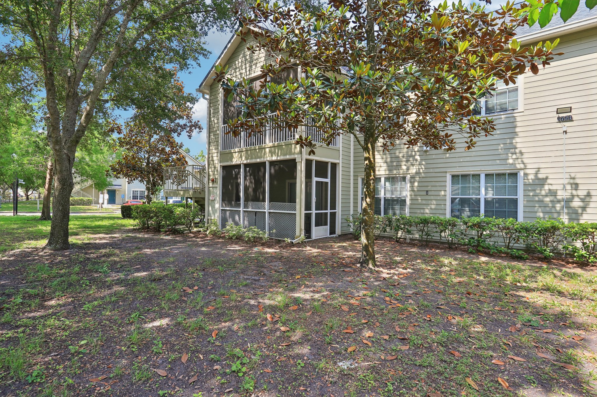 S Lake Orlando Pkwy 5-0805-006.jpg