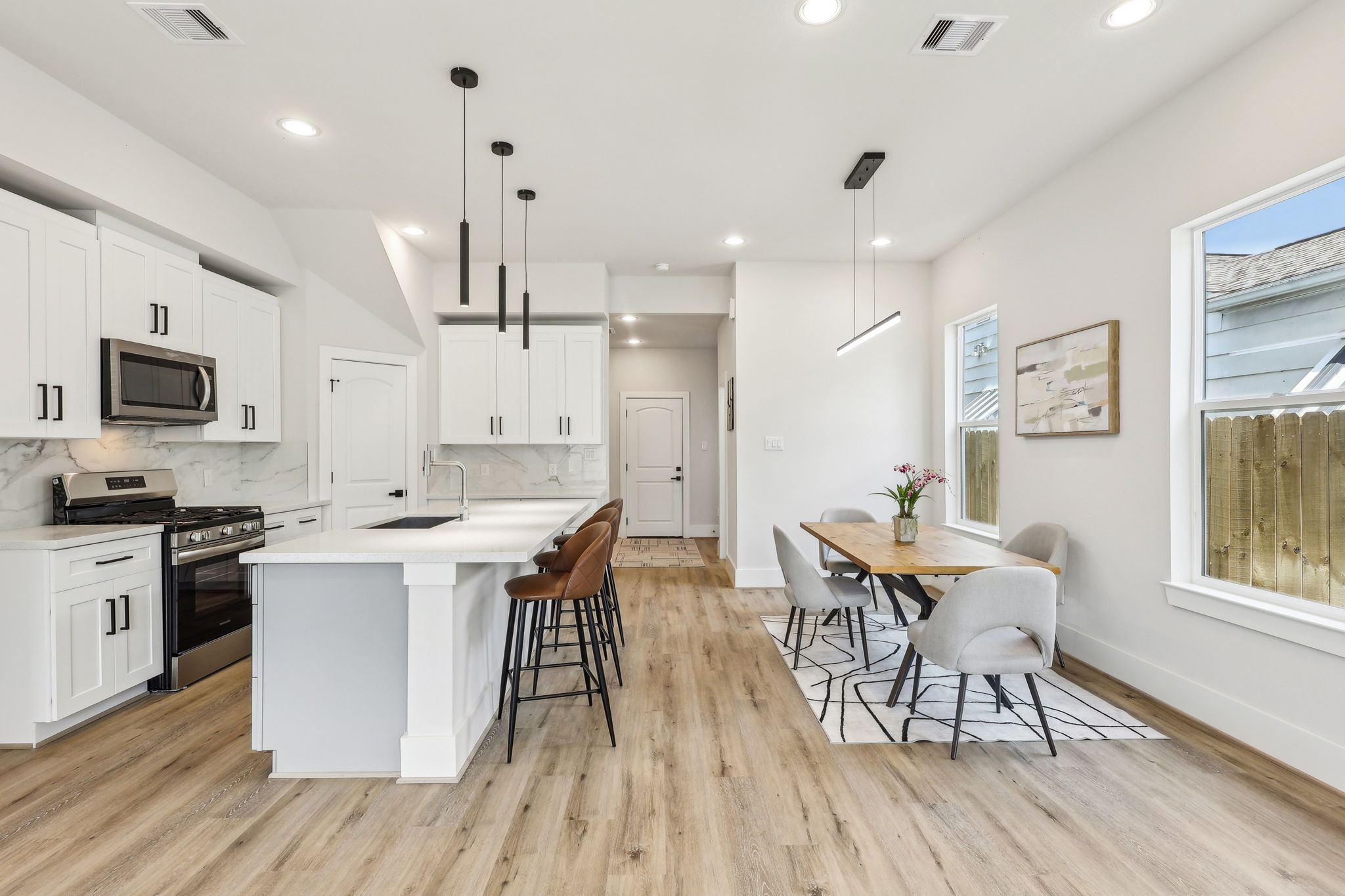 Nathaniel Brown St-2405-009