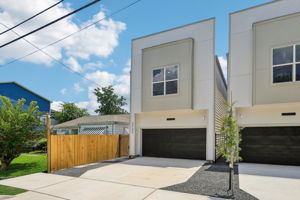 Nathaniel Brown St-2405-003