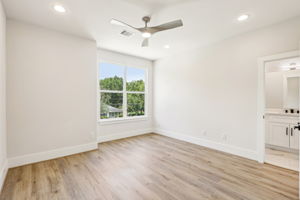 Nathaniel Brown St-2405-027